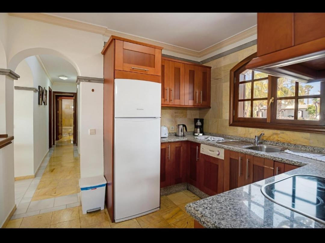 Villa Helen Playa Blanca  Exteriör bild